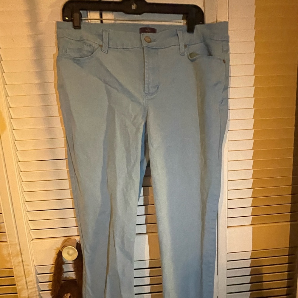 Solid light blue NYDJ ankle jeans size 12